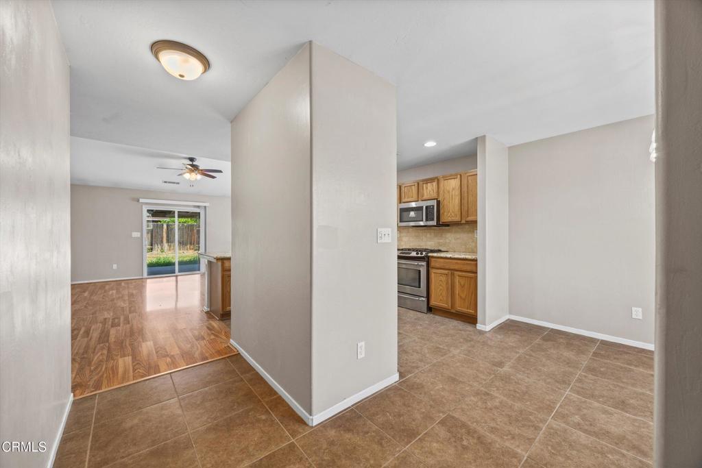 MLS #V1-29786 image #7