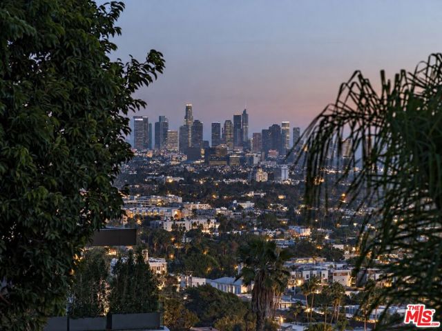 3 Bed Home for Sale in Los Angeles, California