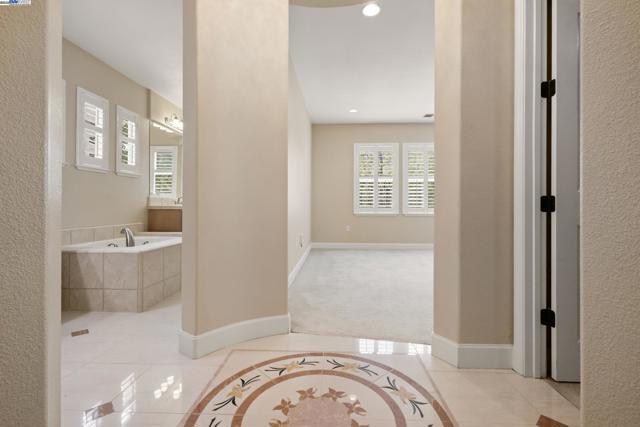2004 W Lagoon Rd, Pleasanton CA: https://media.crmls.org/mediaz/df2ef910-aeef-478f-b25e-92fdca01297d.jpg