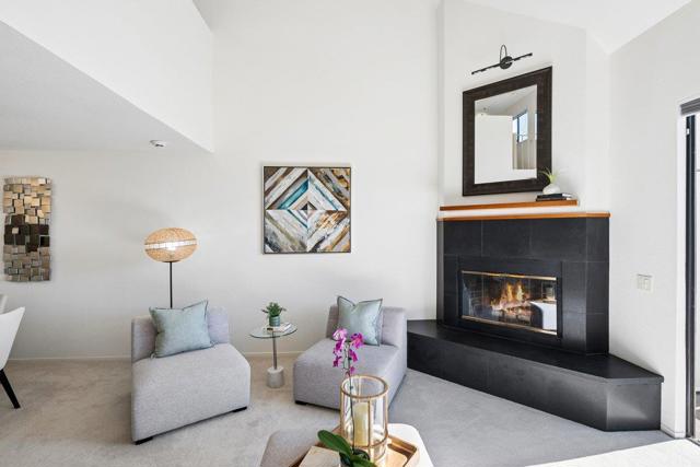 234 Shorebird Circle, Redwood City CA: https://media.crmls.org/mediaz/df30333f-4055-498a-b566-87fc5fd797e8.jpg