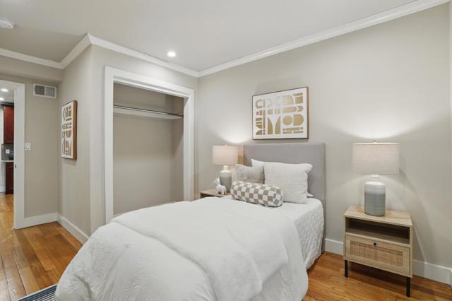 212 Sweeny Street, San Francisco CA: https://media.crmls.org/mediaz/df30ed13-b962-4b4f-ba3e-8796e48c875a.jpg