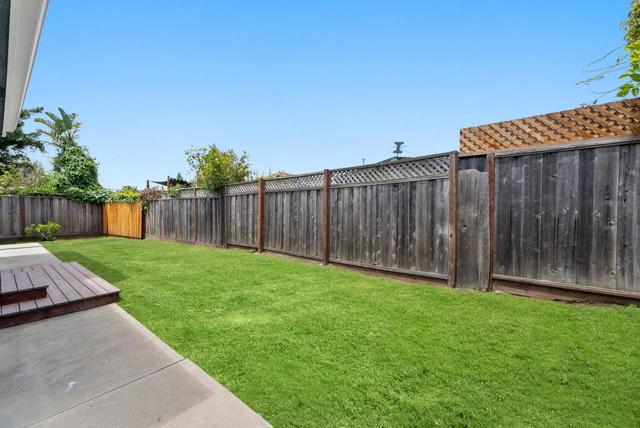 320 Errett Circle, Santa Cruz CA: https://media.crmls.org/mediaz/df311715-32ae-4c54-85fe-c811ea550c36.jpg