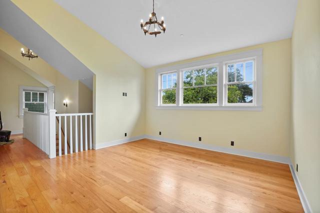 385 Miramar Drive, Half Moon Bay CA: https://media.crmls.org/mediaz/df312b4c-b890-42bd-8816-fb8d8572ff11.jpg