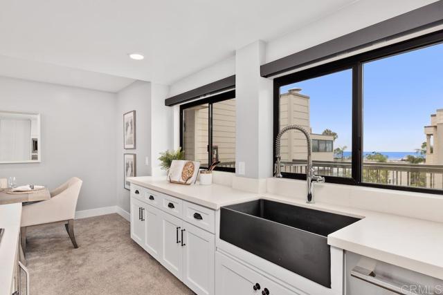 Detail Gallery Image 1 of 1 For 7550 Eads Ave #409,  La Jolla,  CA 92037 - 2 Beds | 2 Baths