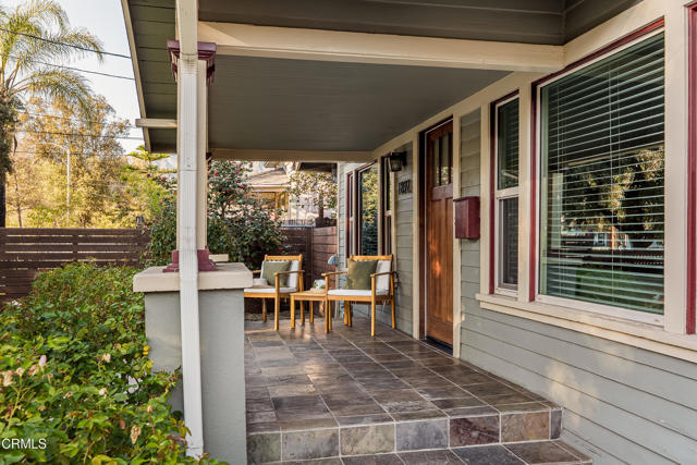 Detail Gallery Image 35 of 38 For 1892 N Marengo Ave, Pasadena,  CA 91103 - 3 Beds | 2 Baths