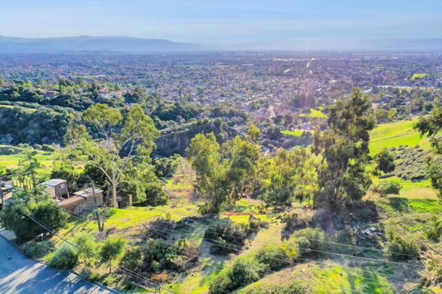 807 Boulder Drive, San Jose CA: https://media.crmls.org/mediaz/df32037c-5319-48cc-91b4-5c24168a1446.jpg