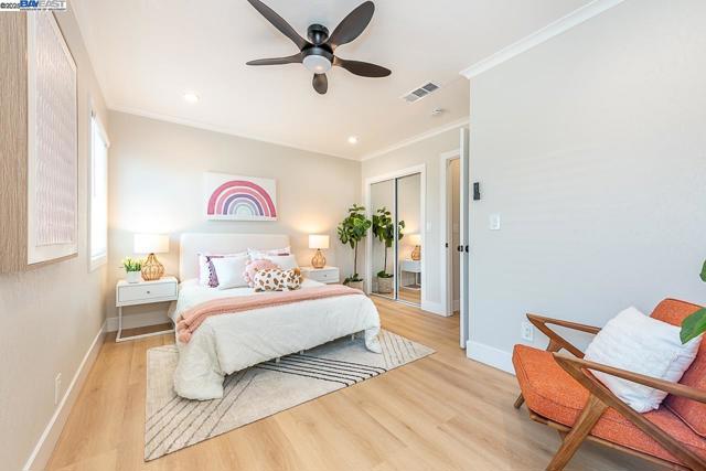 963 Douglas Dr, San Leandro CA: https://media.crmls.org/mediaz/df32e3d7-fc15-4a9e-b3d5-b61632769d52.jpg