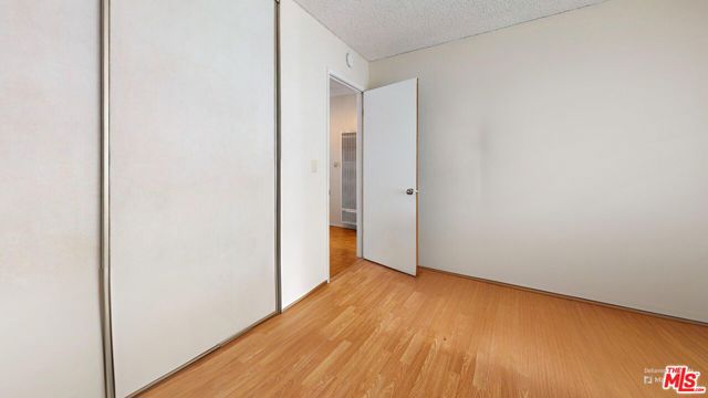 437 29th Street, San Francisco CA: https://media.crmls.org/mediaz/df339902-6a58-493b-be80-67c654e0aeb2.jpg