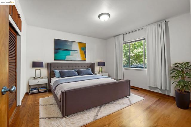 1730 Highland Pl, Berkeley CA: https://media.crmls.org/mediaz/df33d1b2-bd31-427e-b03a-392949fdffc0.jpg