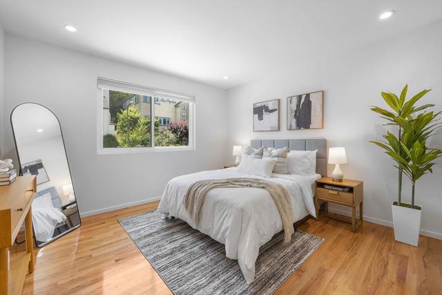 818 Clearfield Drive, Millbrae CA: https://media.crmls.org/mediaz/df34366b-79db-4fb1-998e-13243a10b2df.jpg