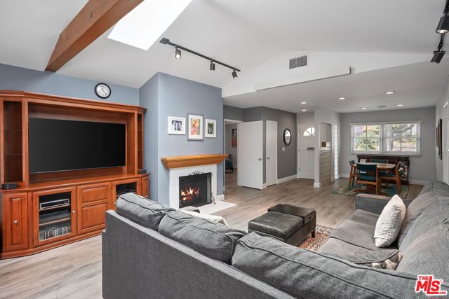 11963 Woodbine Street, Los Angeles CA: https://media.crmls.org/mediaz/df343edf-b061-4e6b-beab-cf2e276e9e91.jpg