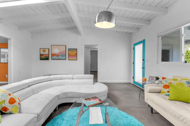 1075 E Sunny Dunes Road, Palm Springs, CA 92264