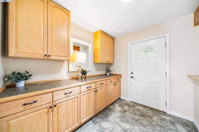 3819 California Way, Livermore CA: https://media.crmls.org/mediaz/df357488-a29e-4d38-afa9-5f9fd483a81a.jpg