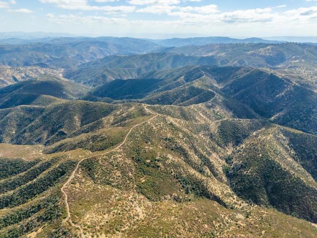 0 non-situs, Morgan Hill CA: https://media.crmls.org/mediaz/df357bec-35b1-4008-84b5-e90e7aea0625.jpg