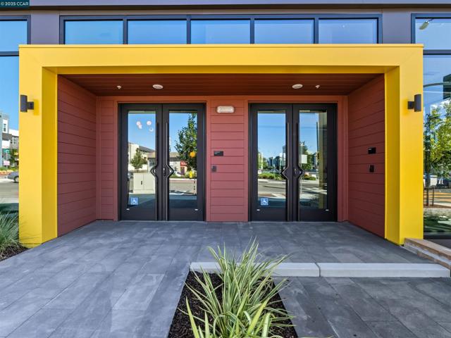 44862 S Grimmer Blvd, Fremont CA: https://media.crmls.org/mediaz/df360952-9e6e-4e4e-8125-71dc7939bb6e.jpg