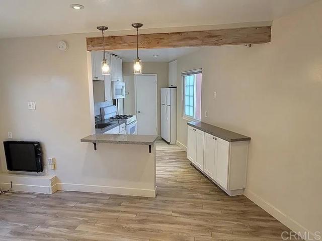 Detail Gallery Image 2 of 14 For 3935 Madison Ave, San Diego,  CA 92116 - 1 Beds | 1 Baths