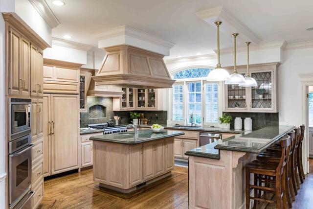 Image 9 of 42 For 10410 Loyola Drive
