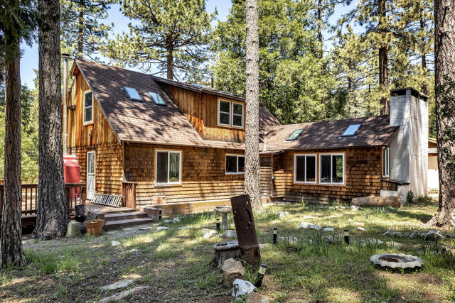 25250 Lodge Rd, Idyllwild, CA 92549