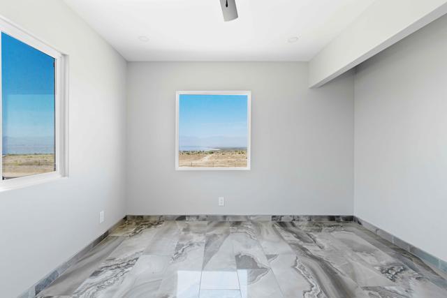 72420 Windlass Drive, Mecca CA: https://media.crmls.org/mediaz/df38117d-508d-4cdd-94ac-695b95506302.jpg