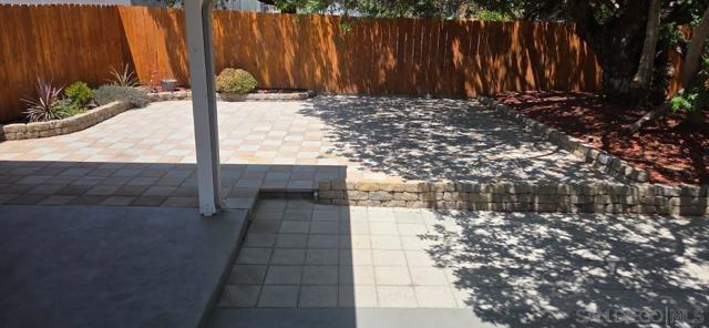 10744 Louisa Dr, La Mesa CA: https://media.crmls.org/mediaz/df384441-5a76-4f8c-9096-9f4bf25340d0.jpg