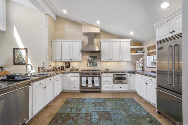 1744 Tattenham Road, Encinitas CA: https://media.crmls.org/mediaz/df38504e-40e0-4e21-9b17-0536efcc3169.jpg