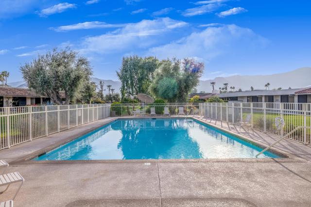 19 Colgate Drive, Rancho Mirage CA: https://media.crmls.org/mediaz/df385a00-91c2-469b-8677-e71aabc8e78f.jpg