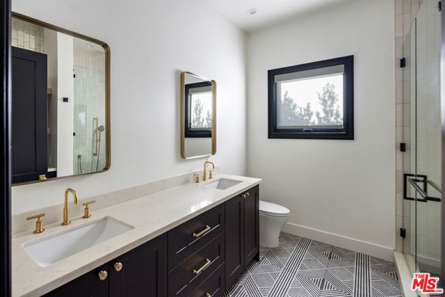 123 S Kilkea Drive, Los Angeles CA: https://media.crmls.org/mediaz/df388927-fdd6-4a5e-b249-04844f866258.jpg