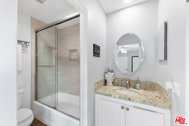 6789 Seawatch Lane, Malibu CA: https://media.crmls.org/mediaz/df38d680-fce2-4624-b221-1110f7f98187.jpg