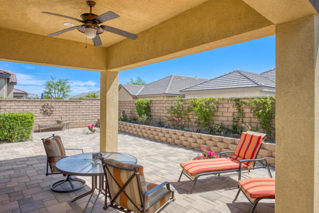 85701 Adria Drive, Indio CA: https://media.crmls.org/mediaz/df39641e-0c18-42e5-9e46-a4b028ec6441.jpg