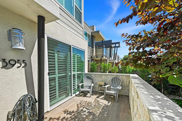 3955 Shasta St, San Diego CA: https://media.crmls.org/mediaz/df3b691e-d008-45b3-9de4-97ec93a617d4.jpg
