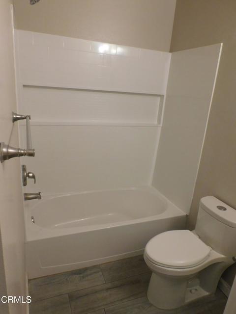 Detail Gallery Image 13 of 25 For 74 Abrazo Dr, Camarillo,  CA 93012 - 3 Beds | 2 Baths