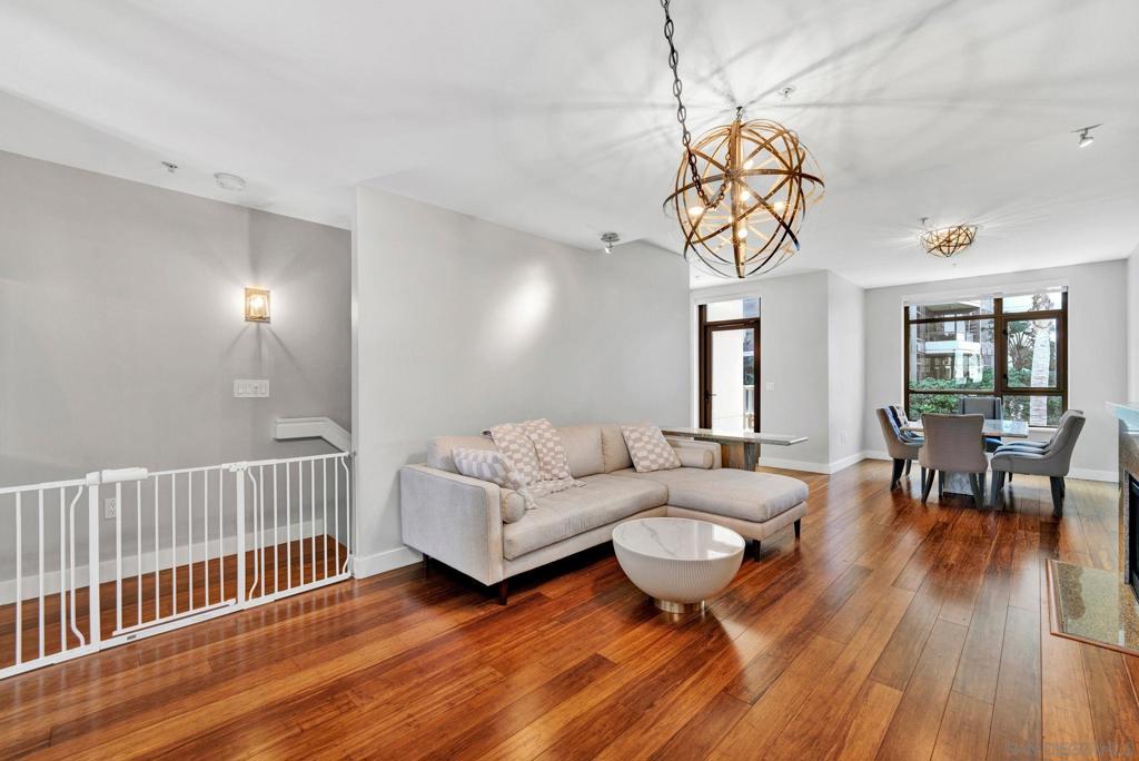 700 E St - photo 5