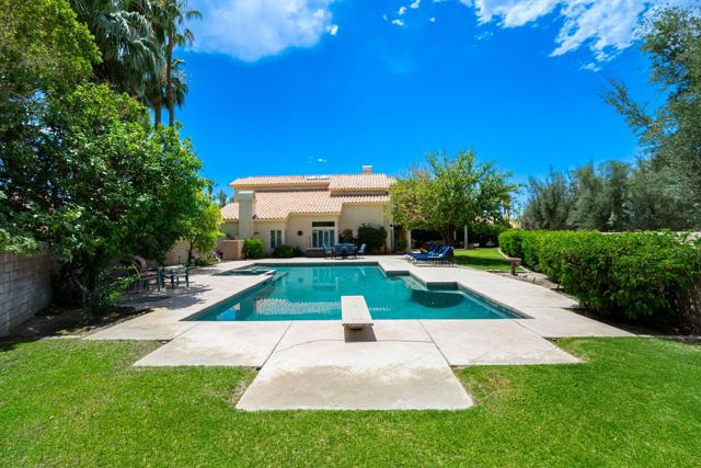 230 Augusta Drive, Palm Desert CA: https://media.crmls.org/mediaz/df3cbe6a-4b62-43ff-9dff-b27c1e65a1ce.jpg