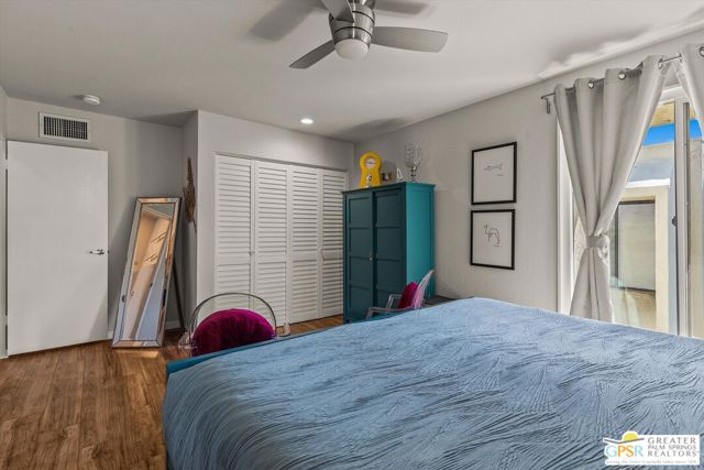 1655 E Palm Canyon Drive, Palm Springs CA: https://media.crmls.org/mediaz/df3d6f94-0dca-41da-b753-3bd15a6065b6.jpg