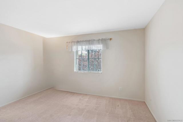 29213 Broken Arrow, Murrieta CA: https://media.crmls.org/mediaz/df3e9586-eaba-4418-8c56-fc89ce7c9783.jpg