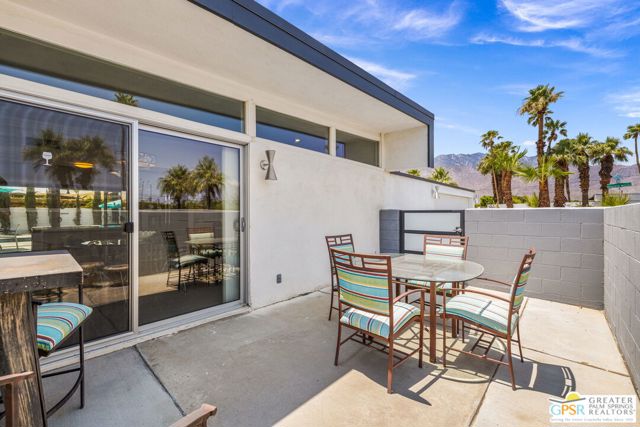 3351 E Paseo Barbara, Palm Springs CA: https://media.crmls.org/mediaz/df3fed43-cc7b-4613-8848-188515cdbcfc.jpg