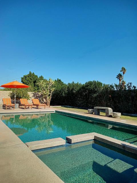 2200 E Acacia, Palm Springs CA: https://media.crmls.org/mediaz/df407e21-dfc9-4722-b1a6-b0fd22b0795b.jpg