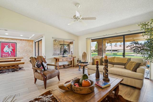 211 Camino Arroyo S, Palm Desert CA: https://media.crmls.org/mediaz/df41fa65-680b-4d01-ab58-676819830535.jpg