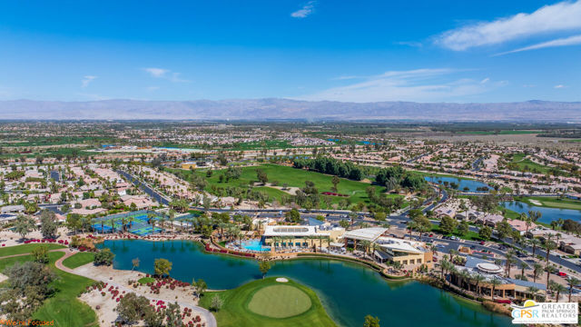 81804 Daniel Drive, La Quinta CA: https://media.crmls.org/mediaz/df426494-9329-48b7-ac4f-76163dbf0c26.jpg