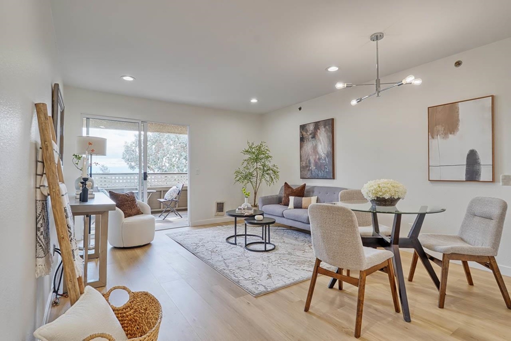 685 Dartmore Ln #365