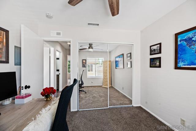 3731 Caminito Carmel Lndg, San Diego CA: https://media.crmls.org/mediaz/df47205a-6922-4125-a37a-b9009d3568bb.jpg