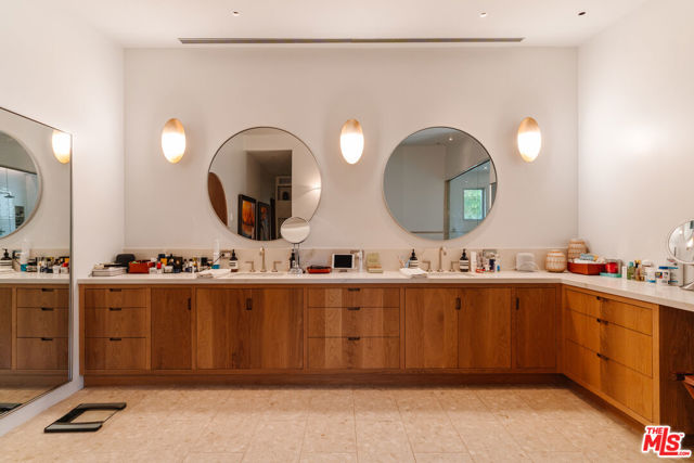 Drew Fenton | 14800 Corona Del Mar Pacific Palisades CA | MLS: 7412016