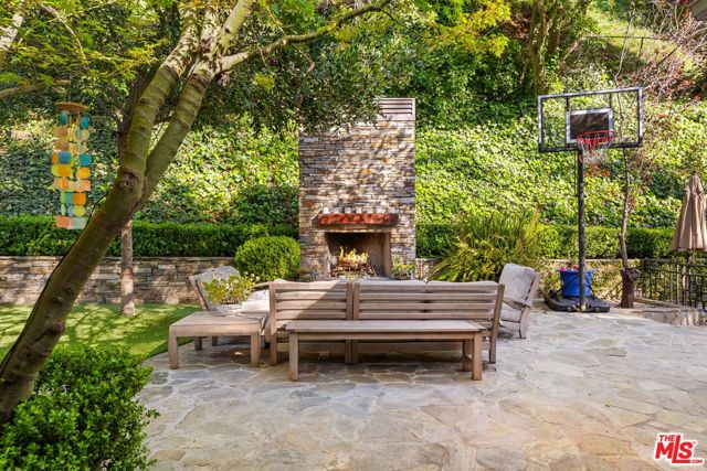 Drew Fenton | 3354 Mandeville Canyon Road Los Angeles CA | MLS: 7232218