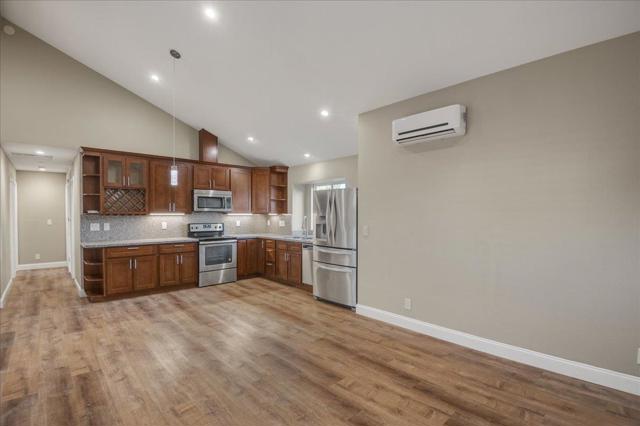 Image 30 of 67 For 2604 Sierra Vista Court