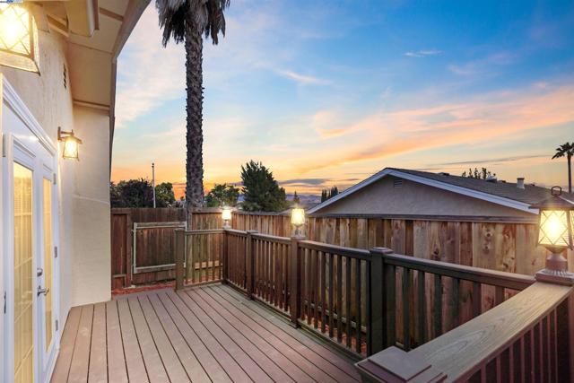 2682 Pickfair Ln, Livermore CA: https://media.crmls.org/mediaz/df4887c9-6e73-48b8-acd6-4d41c524d413.jpg