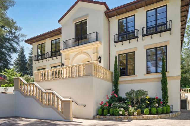 830 Bromfield Road, San Mateo CA: https://media.crmls.org/mediaz/df490175-96eb-4eb0-9d57-21d490bce3c5.jpg
