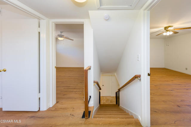 29451 Trailway Lane, Agoura Hills CA: https://media.crmls.org/mediaz/df4923a1-8418-452f-a01b-1af55171f802.jpg