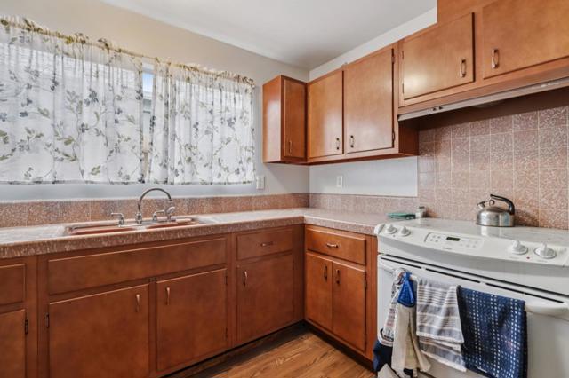 3202 TALLMON Street, Marina CA: https://media.crmls.org/mediaz/df49635c-4e3b-449a-a5d6-bad83a96fa86.jpg