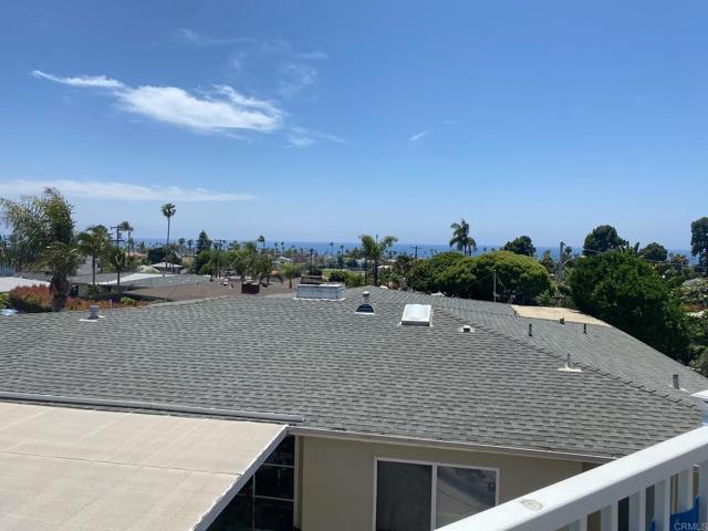 644 Grant Street, Oceanside CA: https://media.crmls.org/mediaz/df49b15a-80a0-4fa3-ad5d-0836052f0363.jpg