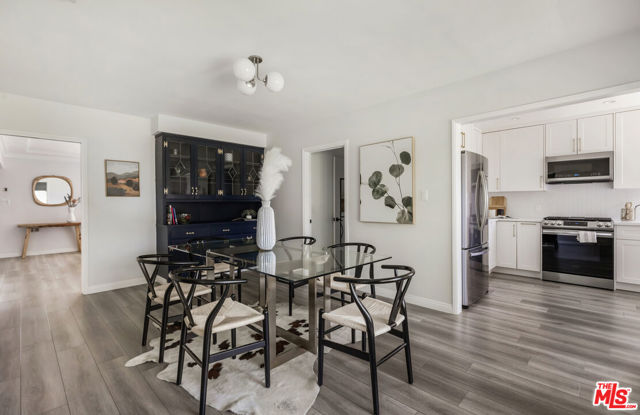 1142 Arbor Dell Road, Los Angeles CA: https://media.crmls.org/mediaz/df4aa791-28b3-4f1f-b58e-636c0910ce9e.jpg